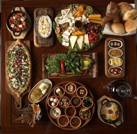 Royal Istanbul Breakfast (4ppl)
